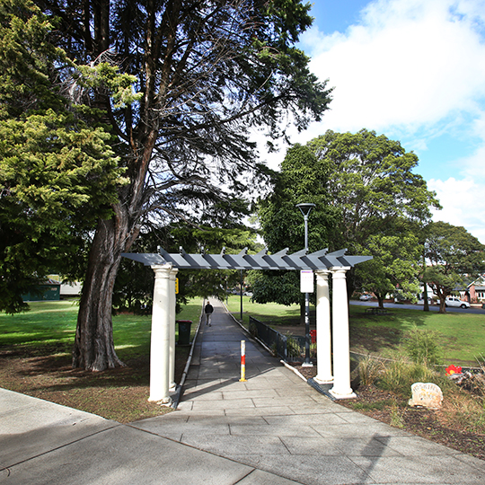 Hoskins Park entryway